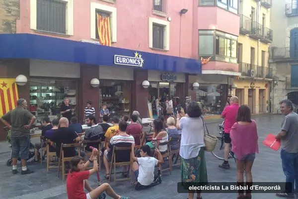 Can Cortadellas, electricista a La Bisbal d'Empordà